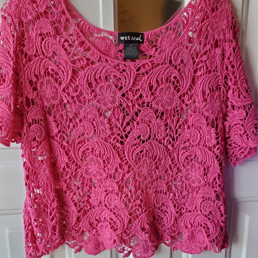 Women's Hot Pink Crochet Crop Top - Size Medium  - Used